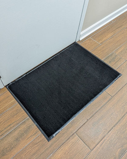 Mud Rug 2' x 3'Olefin Indoor Carpet Mats, Black, Vinyl Backing